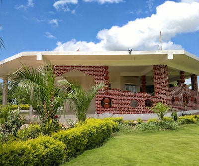 Hotel Krishna Jungle Resort